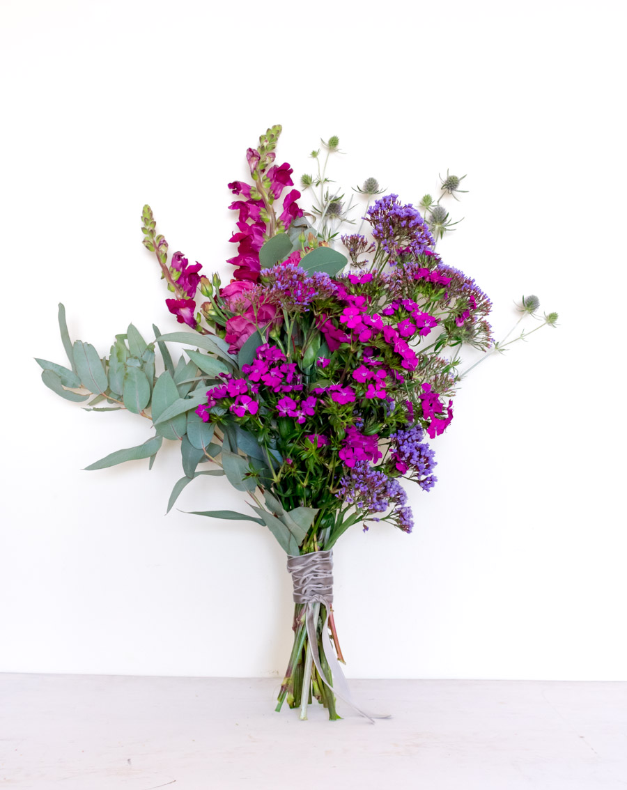 Bouquet de flores para regalar elegante y sencillo